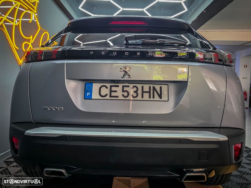 Peugeot 2008 PureTech 130 EAT8 Allure - 18