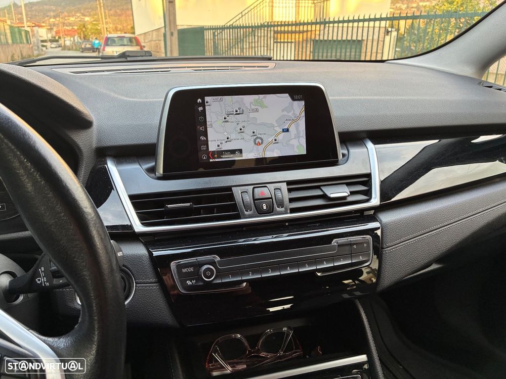 BMW 216 Gran Tourer d 7L Line Sport Auto - 12