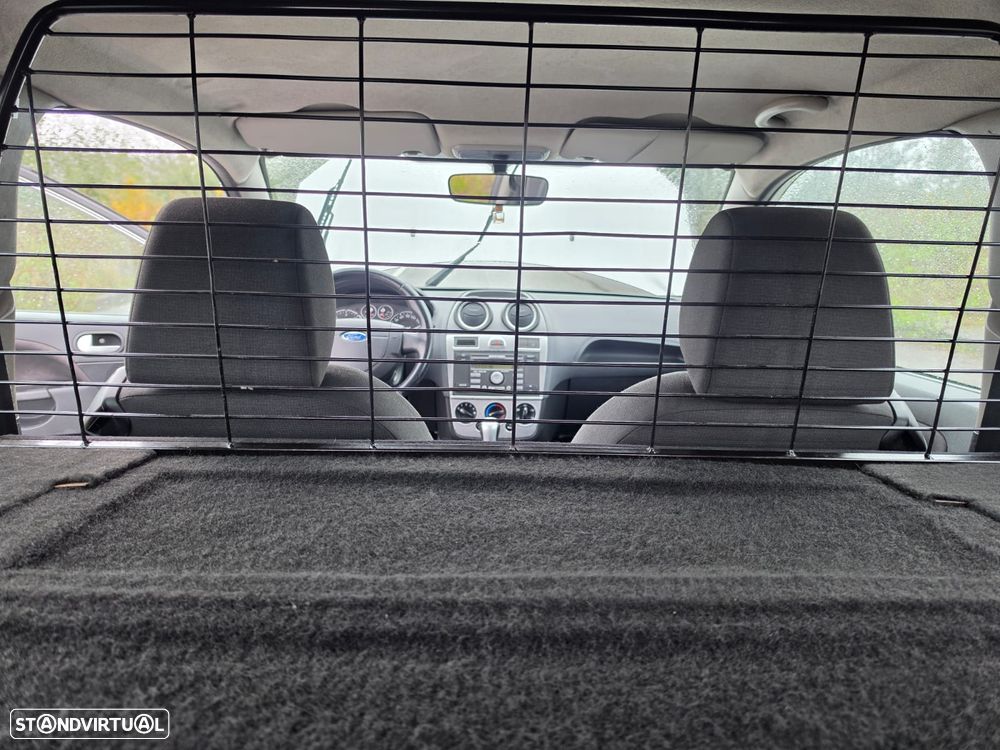 Ford Fiesta 1.4 TDCI - 16