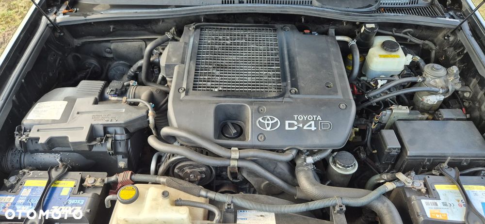 Toyota Land Cruiser - 24