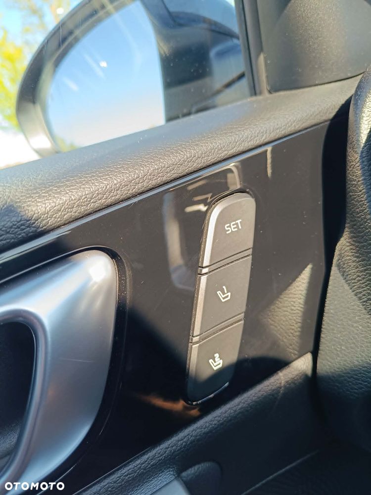 Kia XCeed 1.6 T-GDI XL DCT - 10