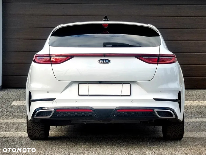 Kia ProCeed 1.5 T-GDI GT Line DCT - 11