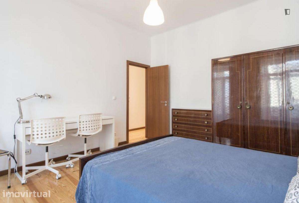 Quarto - localizado em Sete Rios Lisbon - Grande imagem: 4/17