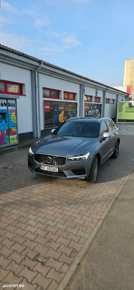 Volvo XC 60 D5 AWD Geartronic RDesign - 6