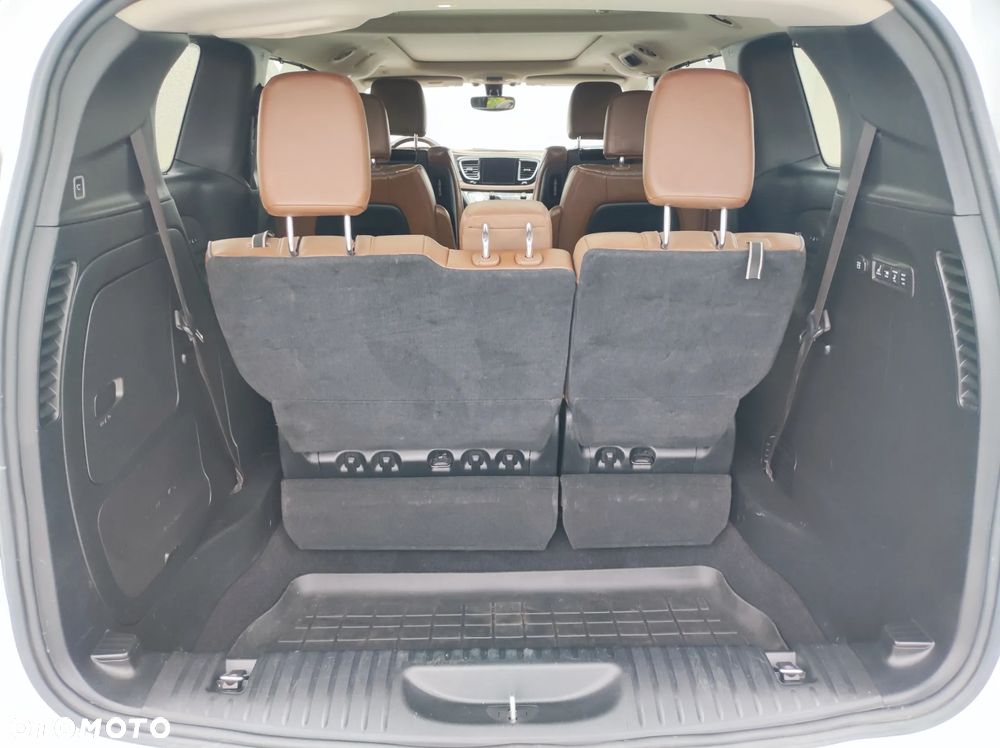 Chrysler Pacifica - 15