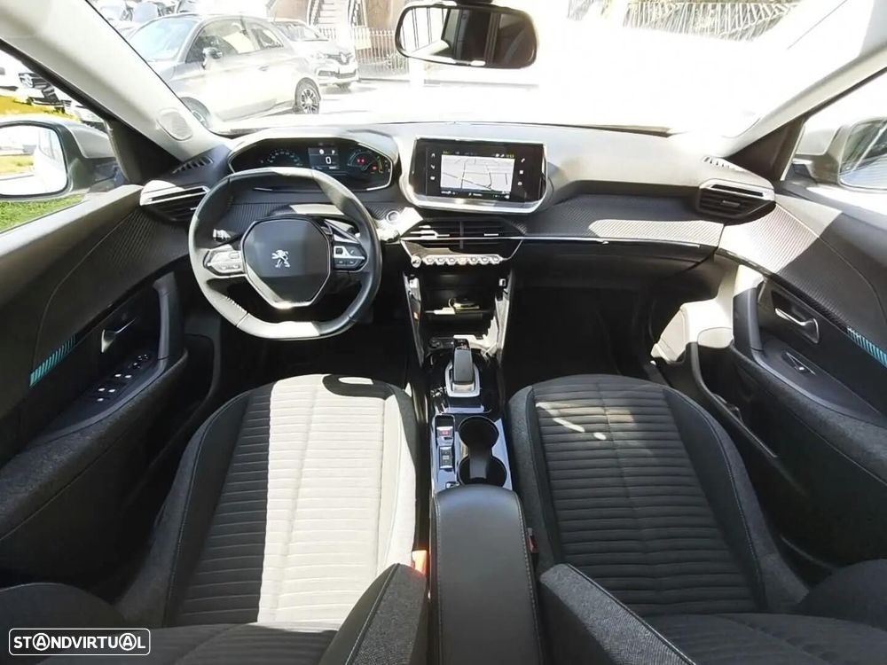 Peugeot e-2008 50 kWh SE Style - 23