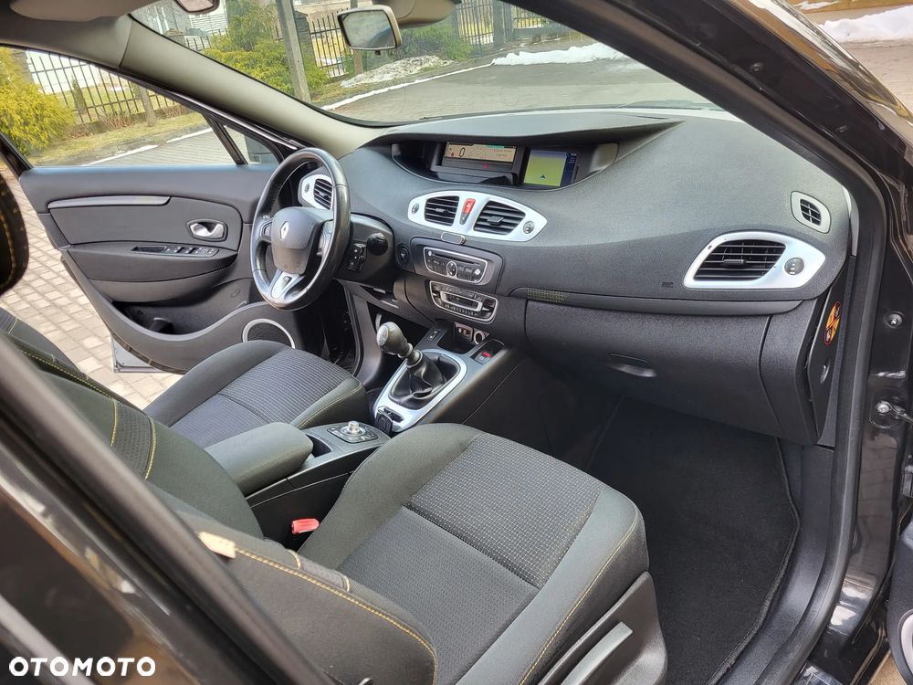 Renault Scenic TCe 130 Dynamique - 30