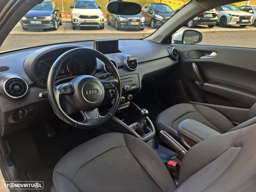 Audi A1 1.6 TDI Attraction - 10