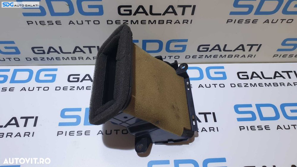 Gura Grila Aer Aerisire Ventilatie Stanga Bord Mazda 3 2003 - 2009 Cod BP4L64930 BP4L-64930 - 5