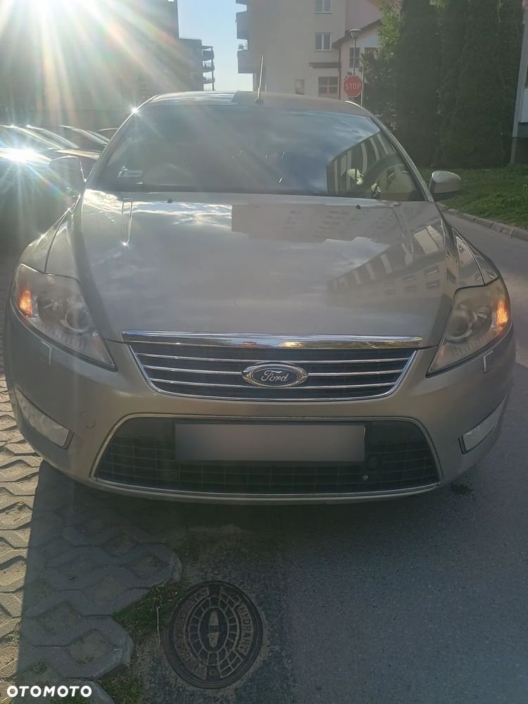 Ford Mondeo 2.0 Ghia - 1