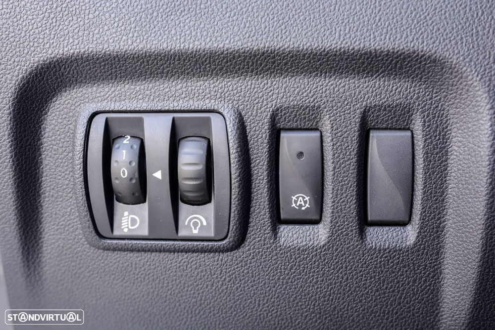 Renault Captur 1.5 dCi Exclusive - 30