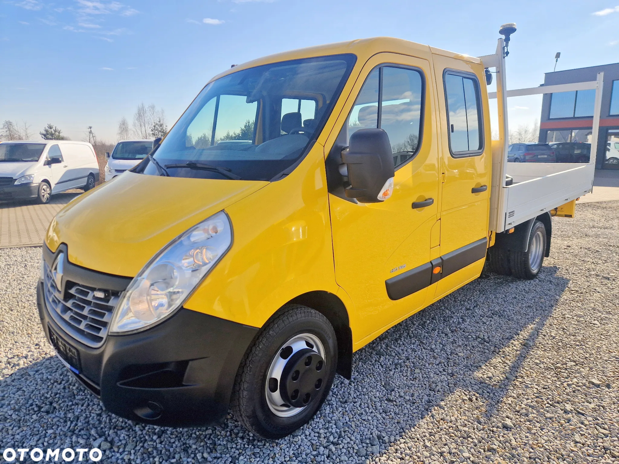 Renault MASTER 2,3 DCI 145 KONNA DOKA BRYGADÓWKA 7 OSOBOWA HDS HIAB 1000KG KLIMA 3,3M SKRZYNIA 104T/KM PRZEBIEGU GWARANCJA BLIŻNIAKI DO 3,5T - 2
