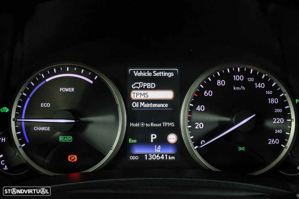 Lexus NX 300h Executive+ - 37