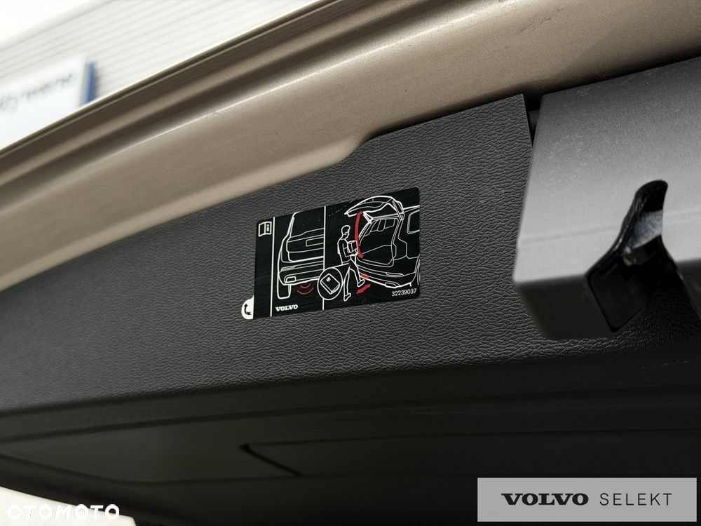 Volvo V60 Cross Country - 14