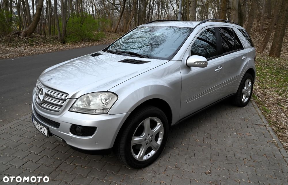 Mercedes-Benz ML - 10