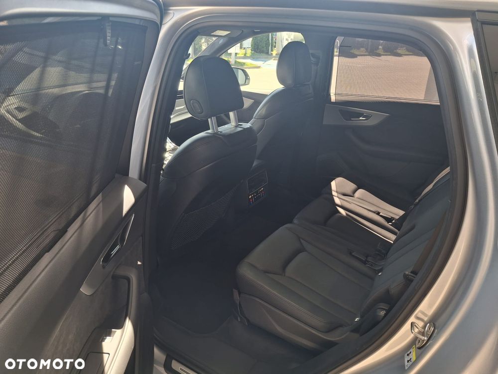 Audi Q7 50 TDI mHEV Quattro S Line Tiptr - 9