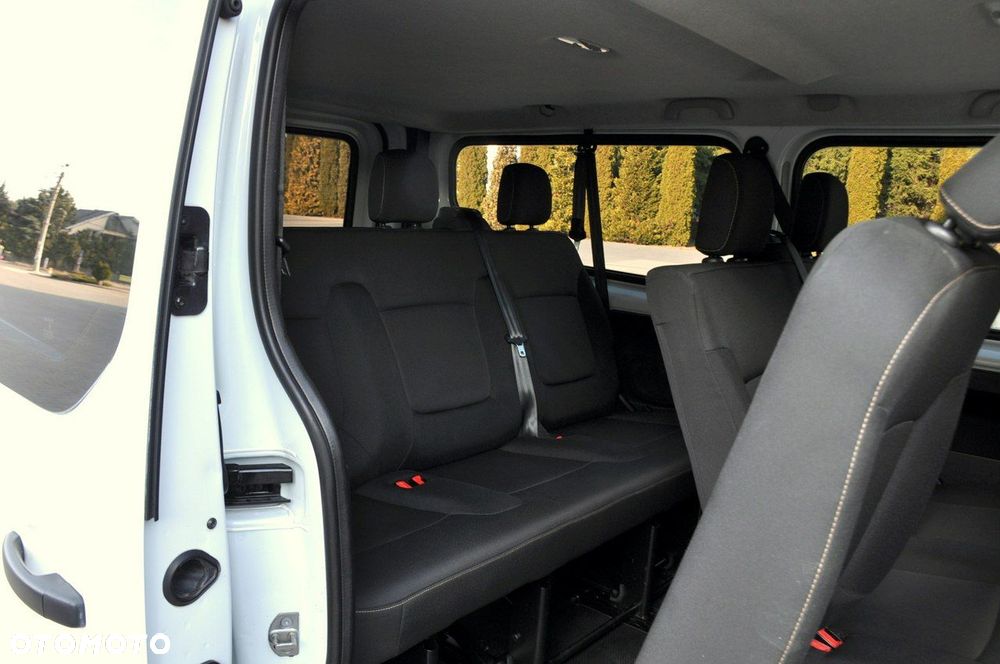 Renault Trafic - 26