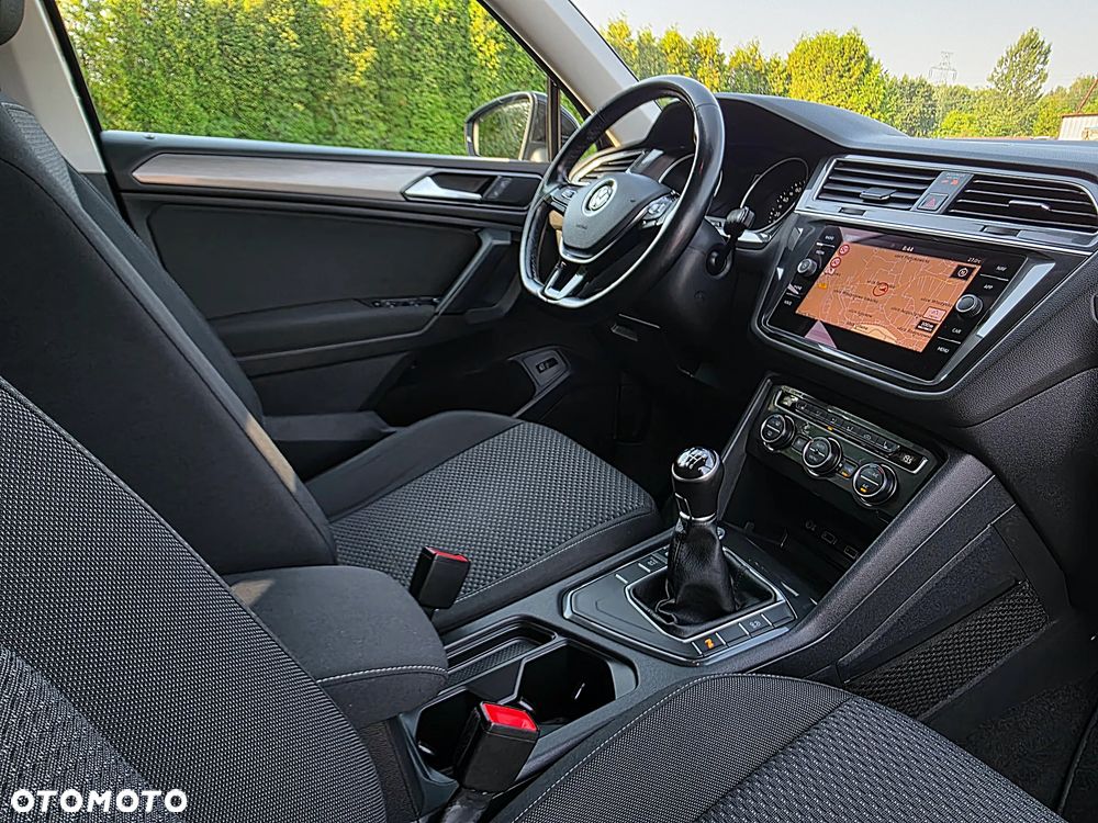 Volkswagen Tiguan Allspace 2.0 TDI SCR Life - 32