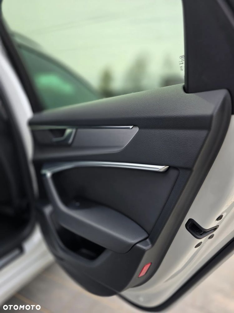 Audi A6 Avant 45 TDI quattro S tronic S line - 19