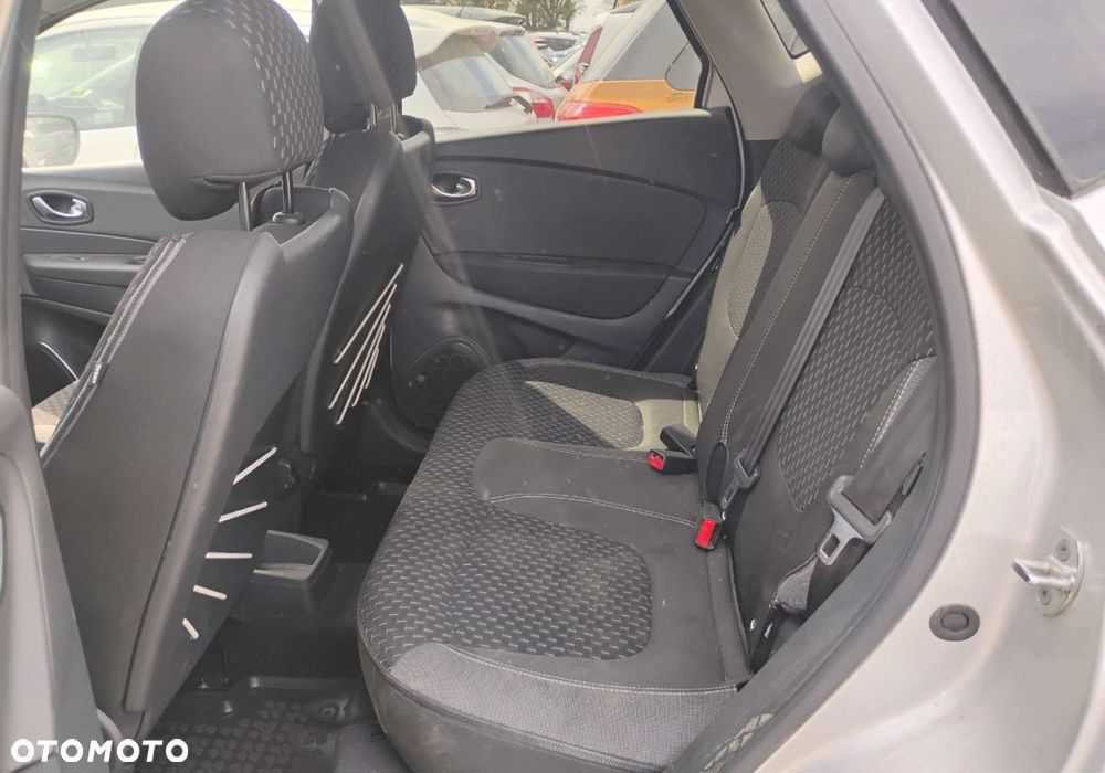 Renault Captur - 10