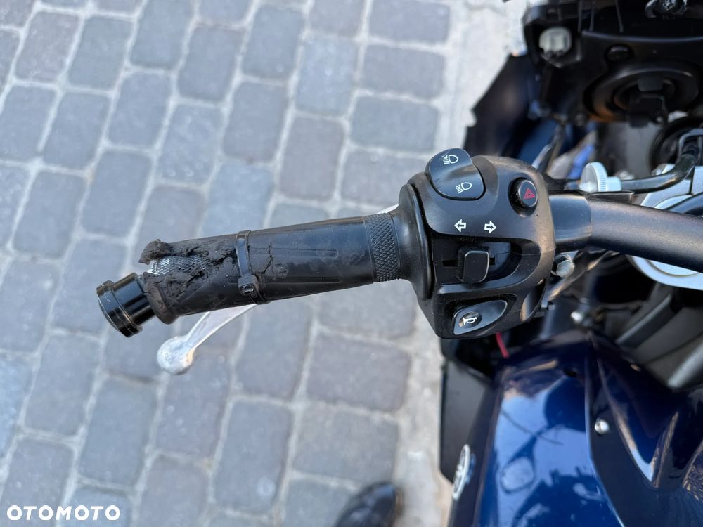 Yamaha FZ - 10
