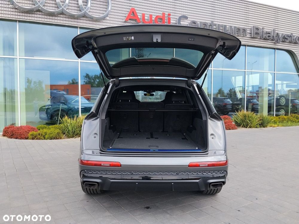 Audi Q7 - 10