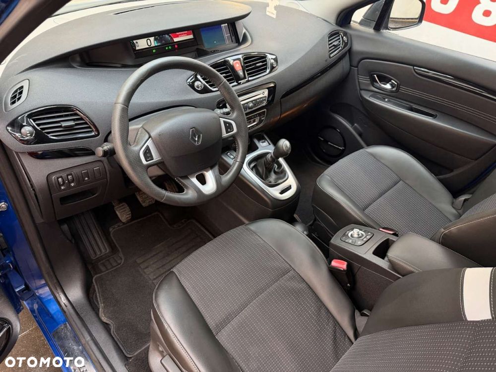 Renault Scenic - 21