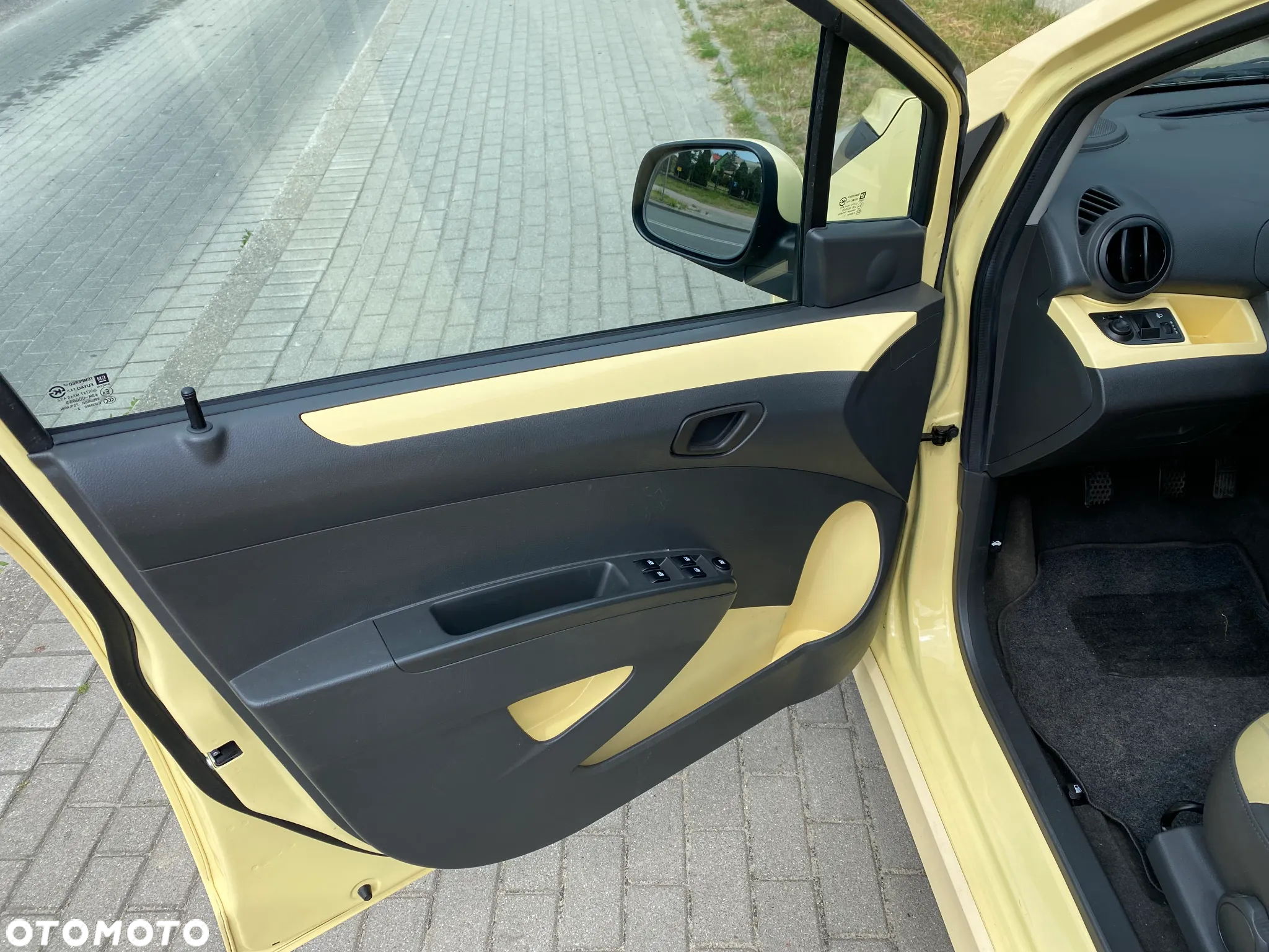 Chevrolet Spark 1.0 Base+ - 13
