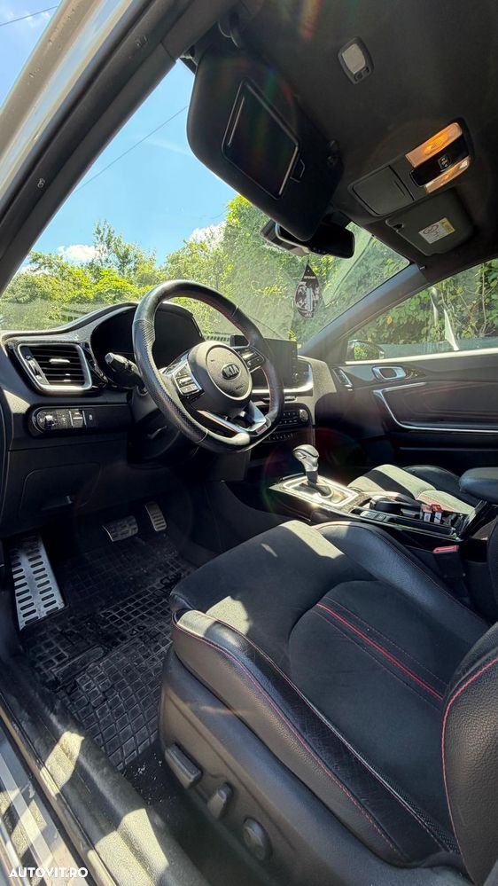 Kia Ceed 1.6 T-GDI 7DCT GT - 11