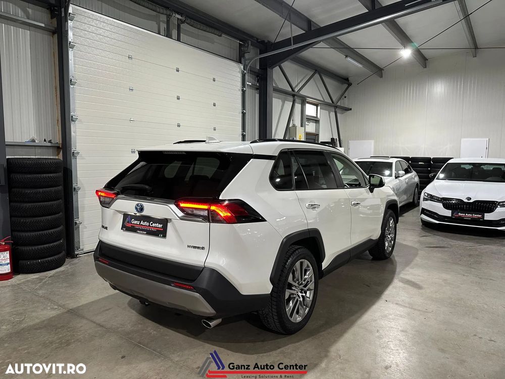Toyota RAV4 2.5 VVT-iE 4x4 Luxury Plus - 4