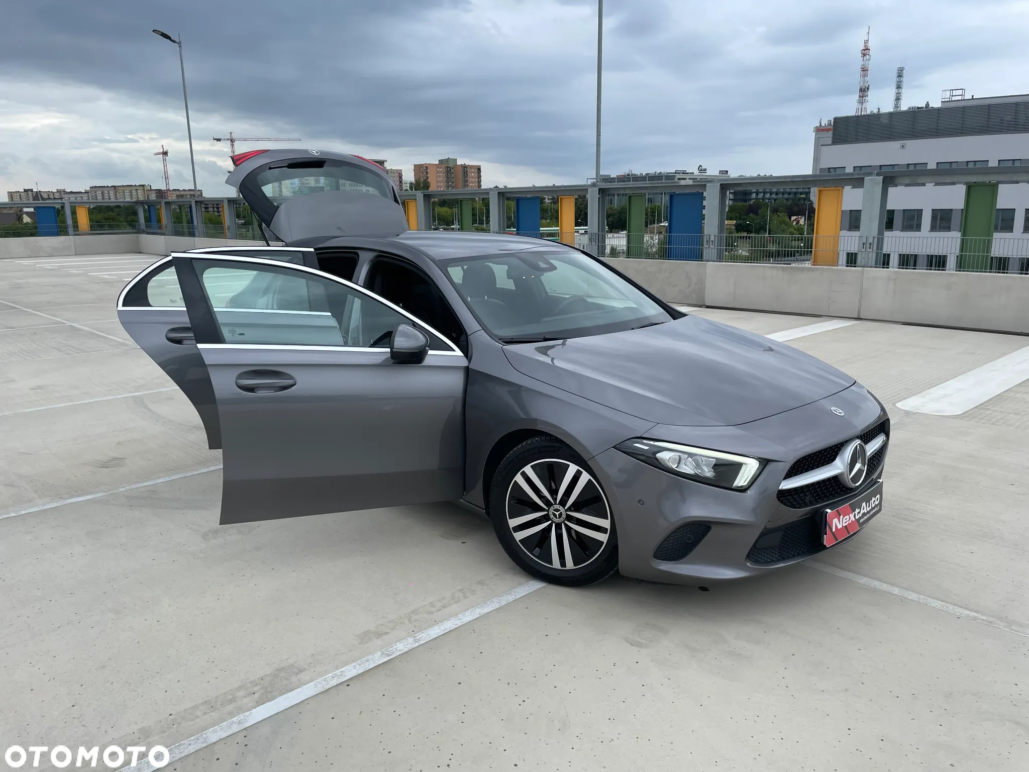 Mercedes-Benz Klasa A 180 Progressive 7G-DCT - 12