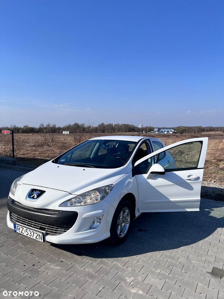 Peugeot 308 1.6 HDi Presence - 1