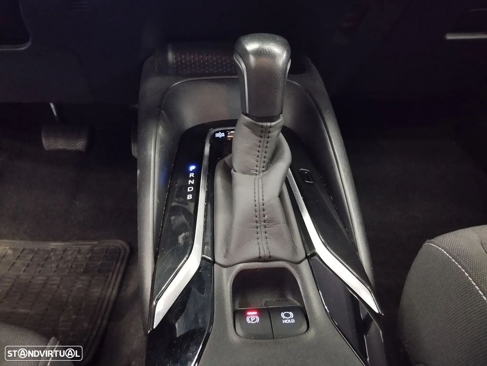 Toyota Corolla 1.8 Hybrid Comfort - 27