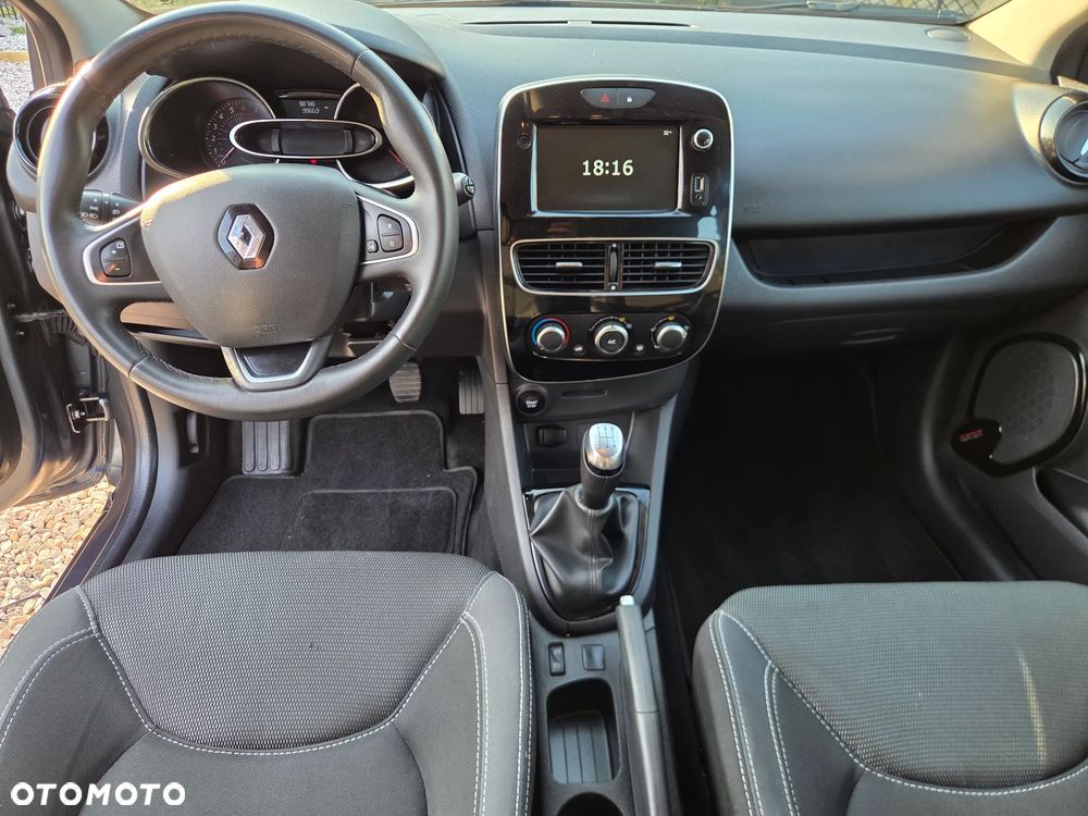 Renault Clio - 16