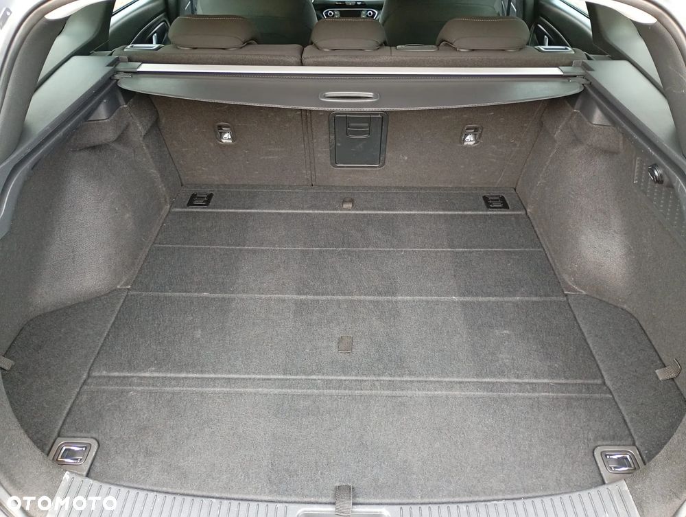 Hyundai i30 1.6 CRDI DCT EDITION 30 - 12