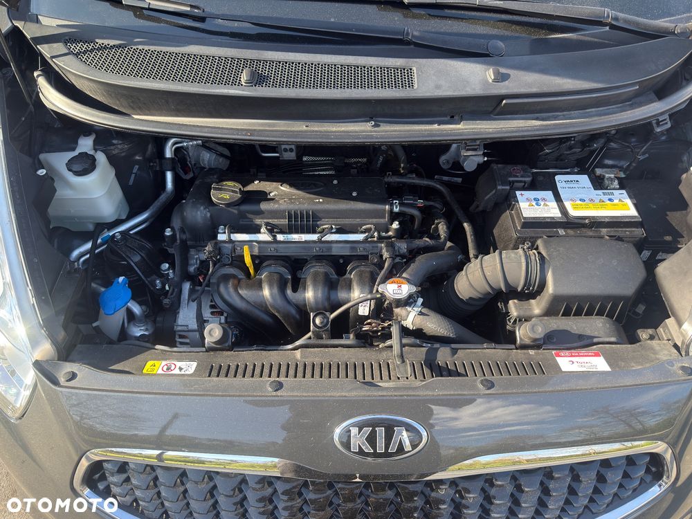 Kia Venga 1.6 Business Line - 23