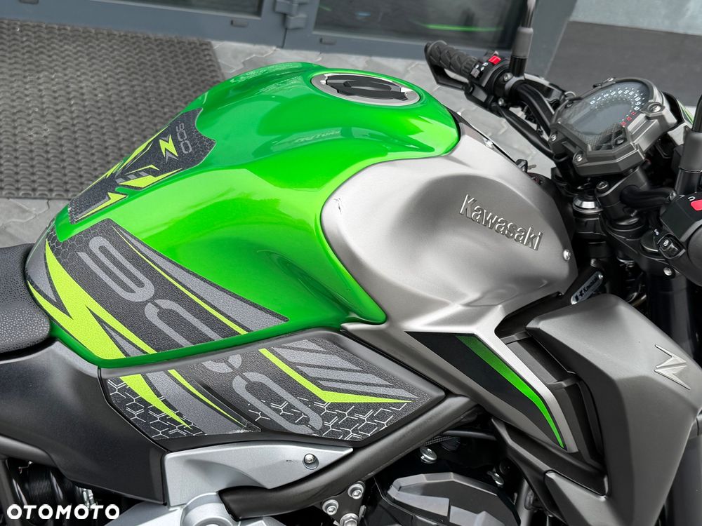 Kawasaki Z 900 - 17