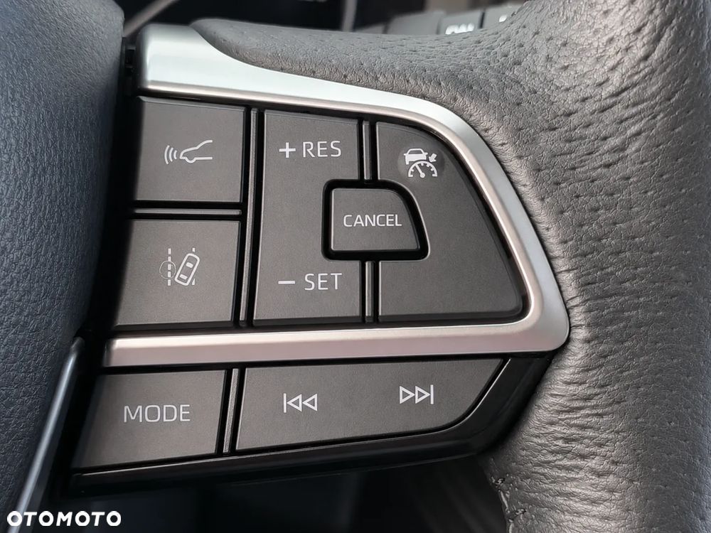 Toyota Sienna - 11