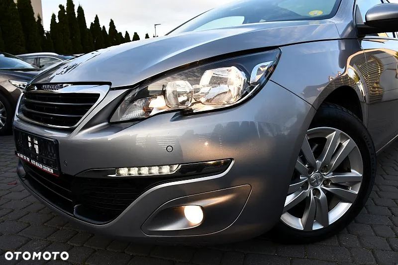 Peugeot 308 SW BlueHDi 120 Stop & Start Allure - 32
