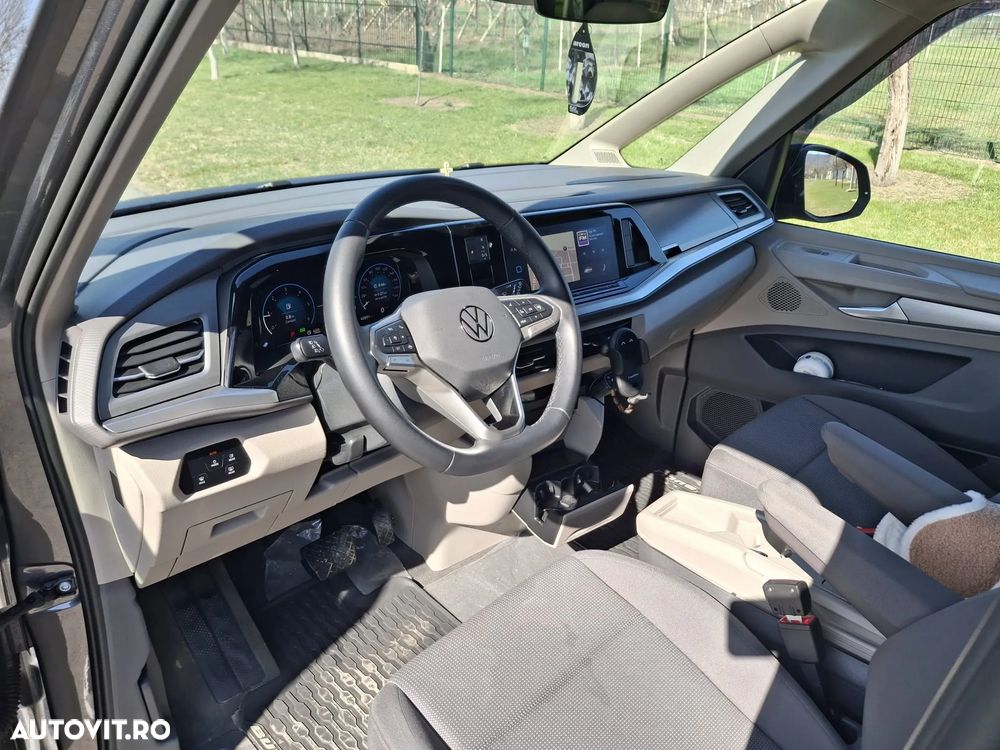 Volkswagen Multivan - 10