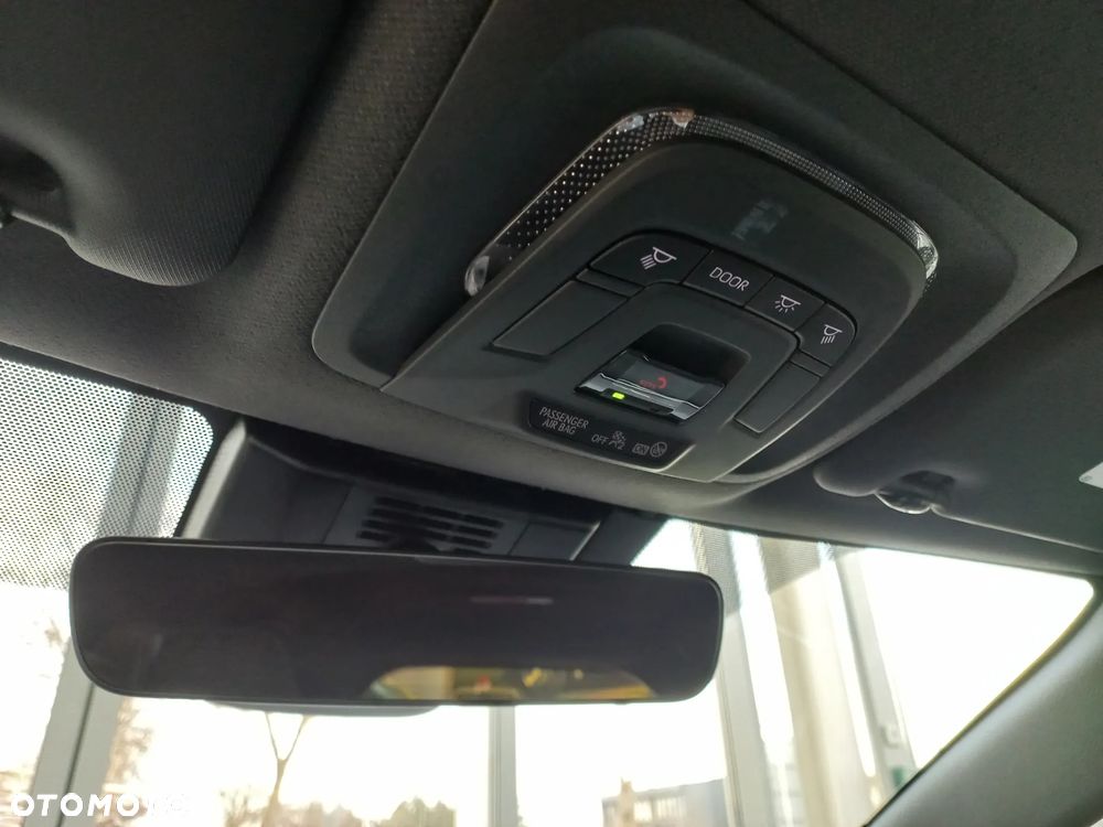 Suzuki Swace 1.8 Hybrid Premium Plus CVT - 24