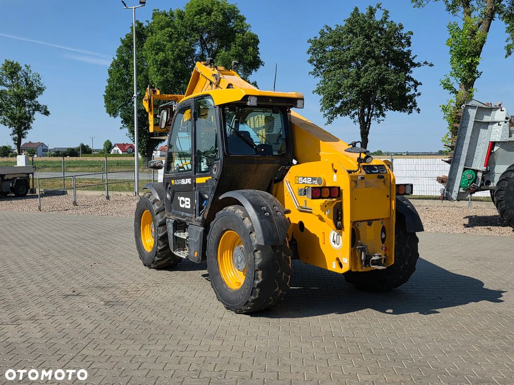 JCB 542-70 Agri Super 2020R - 16