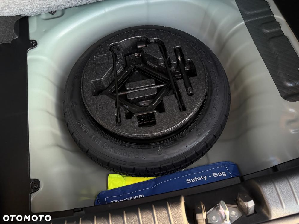 Hyundai Bayon 1.0 T-GDI Modern - 32