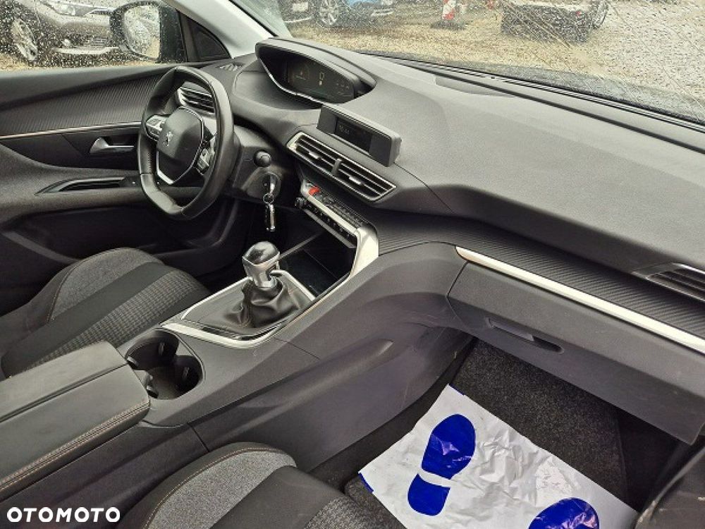 Peugeot 3008 - 12