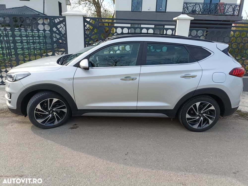 Hyundai Tucson 2.0 CRDI 4WD 8AT Premium - 12