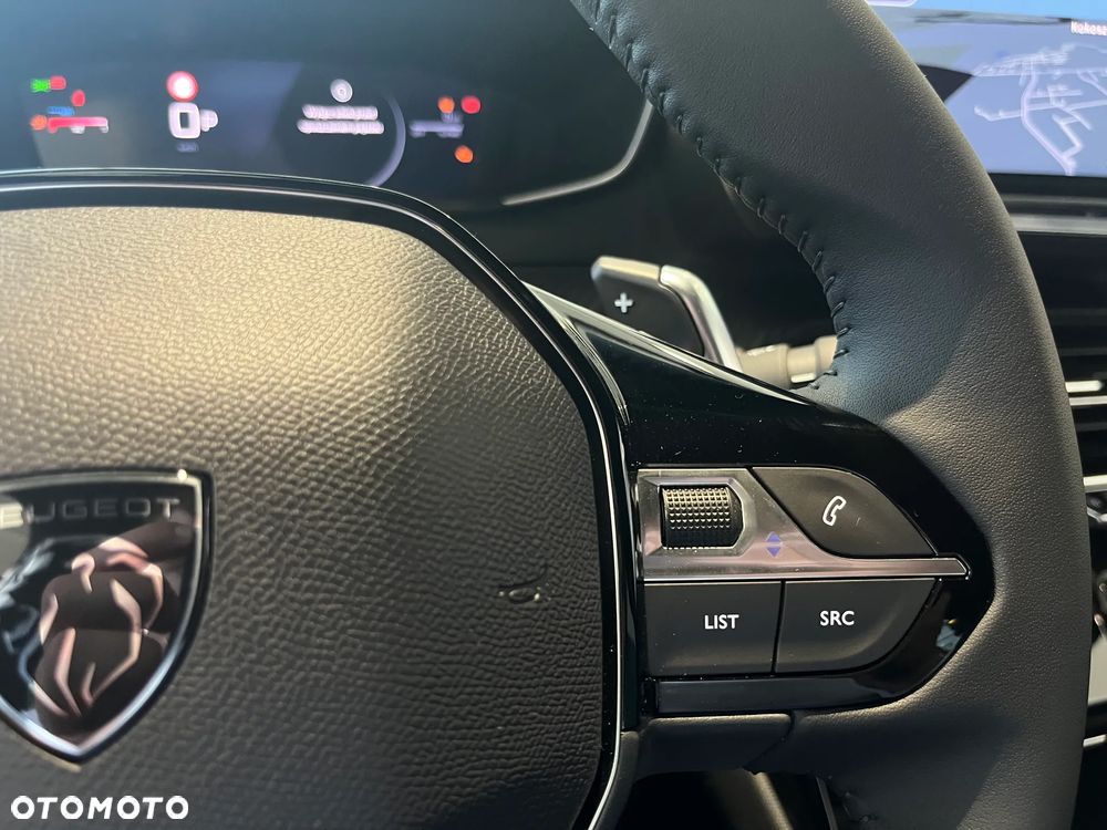 Peugeot 2008 PureTech mHEV Allure e-DCS6 - 23