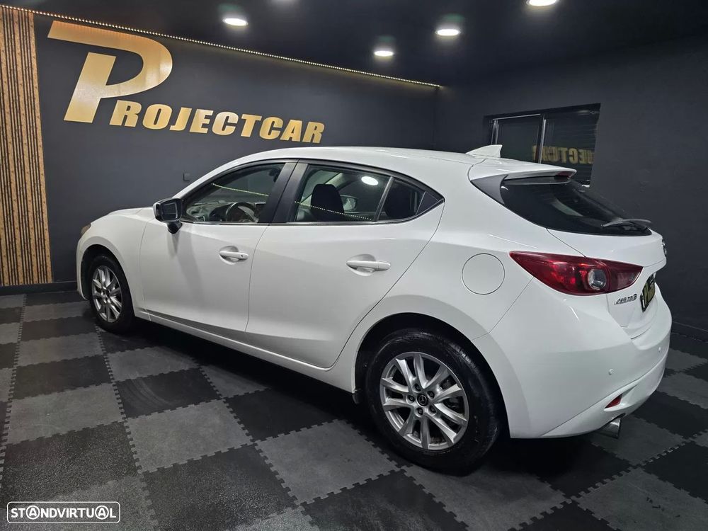 Mazda 3 Hatchback 1.5 Sky-D Evolve HS Navi - 13