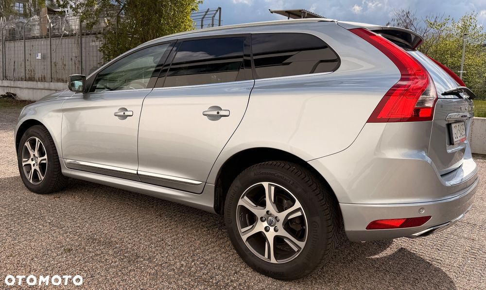 Volvo XC 60 D4 Geartronic Summum - 10
