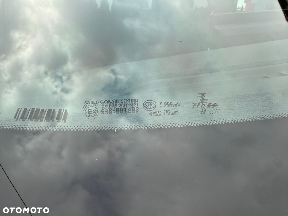 Peugeot 3008 1.5 BlueHDi Allure S&S - 6