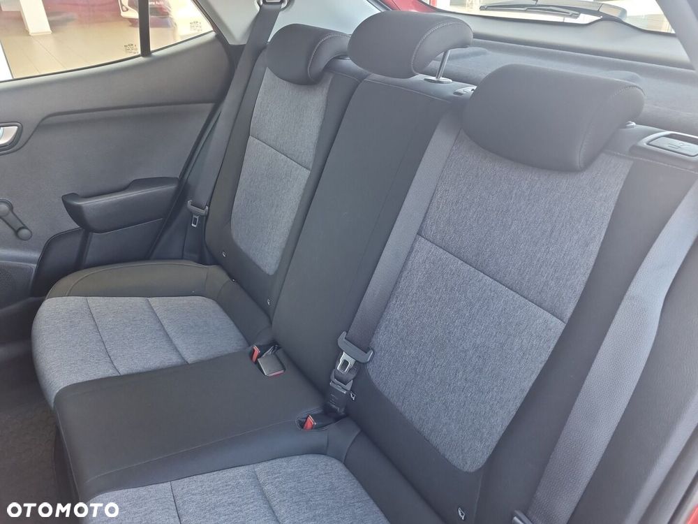 Kia Stonic 1.4 L - 14